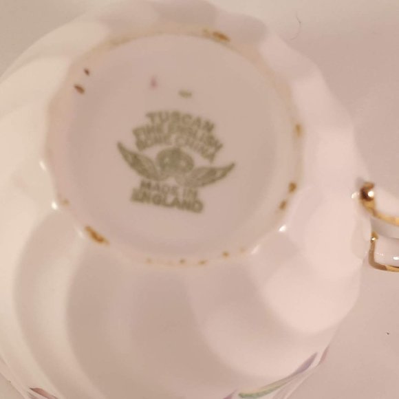 Beautiful Vintage Tuscan pink shaded floral bone china teacup and saucer 4223H - Picture 9 of 10